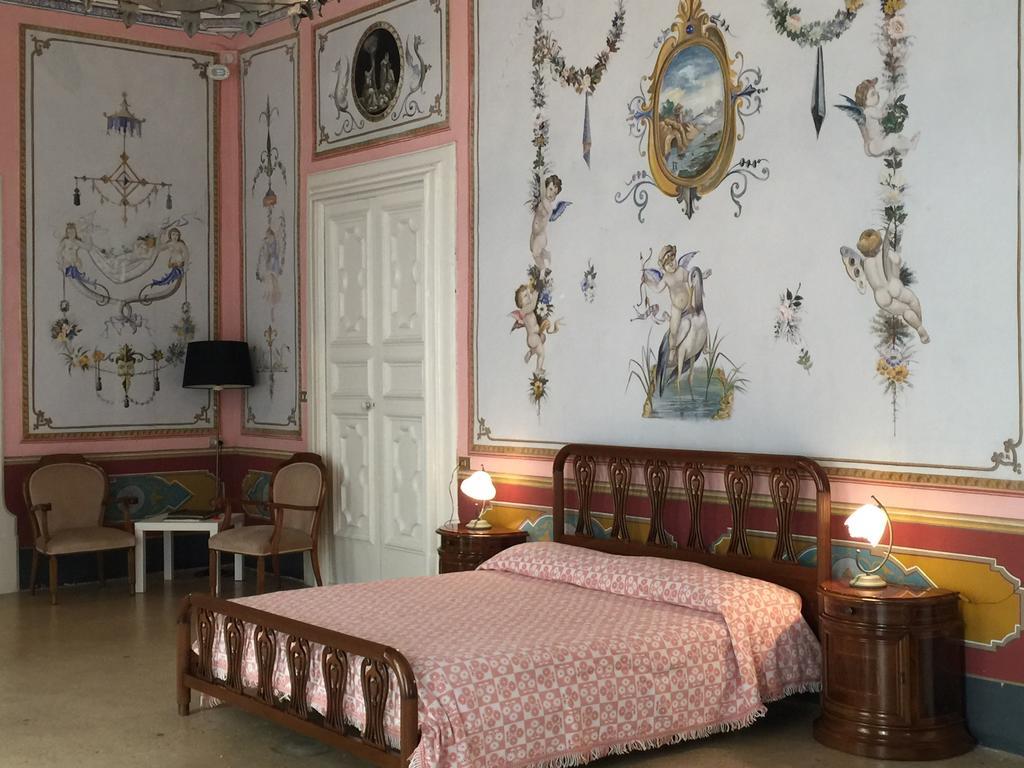 Palazzo Doxi Fontana Dimora Storica Lägenhet Gallipolli Exteriör bild