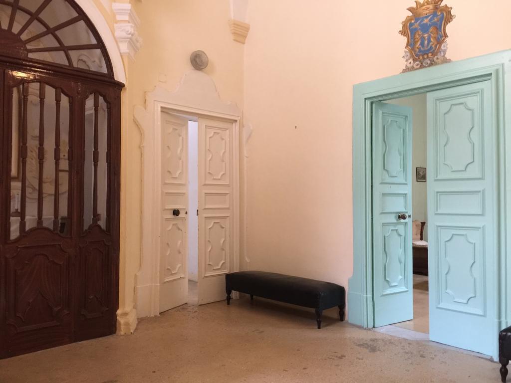 Palazzo Doxi Fontana Dimora Storica Lägenhet Gallipolli Exteriör bild